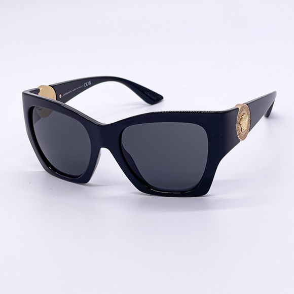 - NEW VERSACE VE4452 GB1/87 BLACK WOMEN VERSACE SQUARE SUNGLASSES VERSACE - Picture 2 of 12